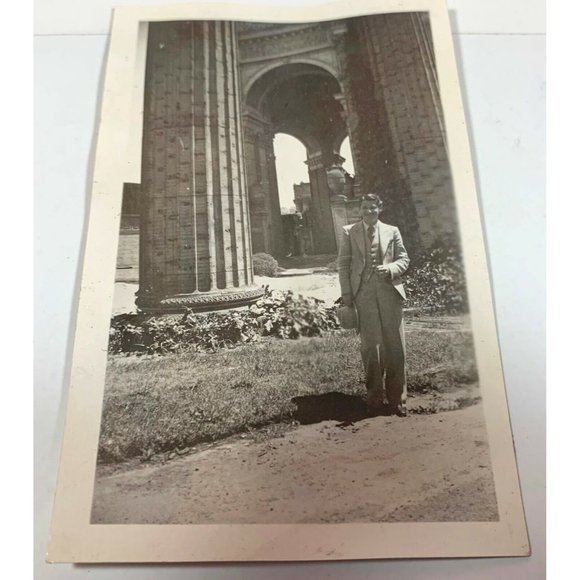 Found Photo Sharp Dressed Man Standing at Cathedral Museum 1930s Vintage - Picture 5 of 5
